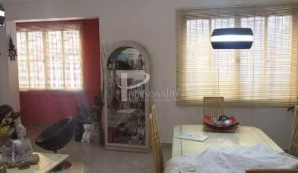 Apartamento, 270 m2, 3 suítes, com jardim interno, sem vaga, para venda, Centro.