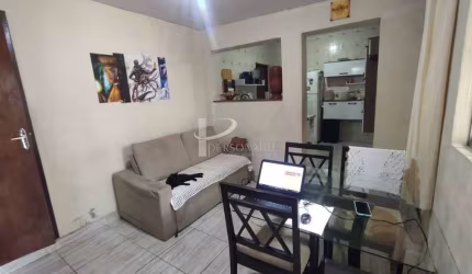 Casa térrea , 187 m2, 3 dormitórios, 1 vaga e salão comercial, à venda no Tauapé.