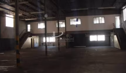 GALPÃO/BARRACÃO COMERCIAL, COM MEZANINO 825m