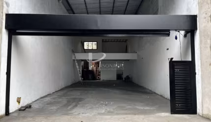 Salão/ Loja 200 m2 c/ Mezanino 45m2 2 WC Pé Direito 7 Metros Tatuapé