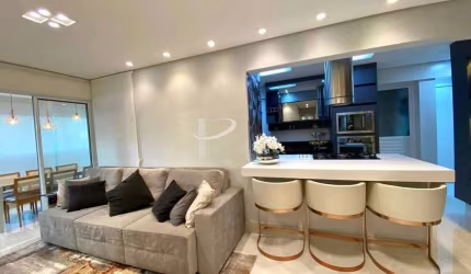 Apartamento à Venda no Edifício Málaga com 104 m²,Totalmente Mobiliado, 02 Vagas soltas grandes e d