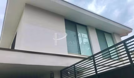 Sobrado Comercial, 8 salas, 5 vagas, para locação, Campo Belo-SP