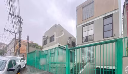 Prédio comercial, 1.200 m2, subsolo, 3 andares. monta carga, doca, para venda, Pompéia.