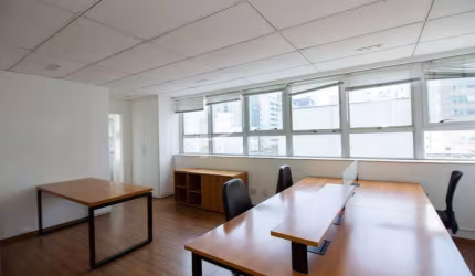 Conjunto Comercial, mobiliado, 71 m2, 3 salas, 1 vaga, para venda, Itaim Bibi.