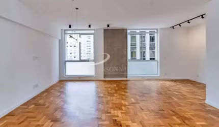 Apartamento reformado, 143 m2, 2 dormitórios, 1 suíte e 1 vaga, para venda, Bela Vista.