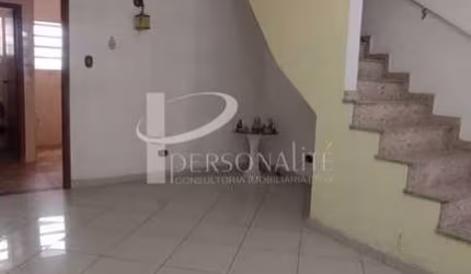 Sobrado com 3 Dormitórios e 4 banheiros à Venda, 130 m² por R$ 550.000. Oportunidade!