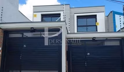 Sobrado a Venda ,na Penha,130m ,3dormitórios,1 suite,2 vagas, quintal com área Gourmet