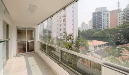 Apartamento, 215 m2, 4 quartos sendo 3 suítes, 4 vagas, para venda, Campo Belo.