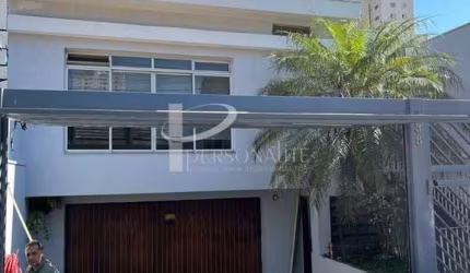 Casa Comercial Sobrado com Estrutura Completa, 220m², 4 quartos, 7 vagas, Vila Santo Estevão-SP