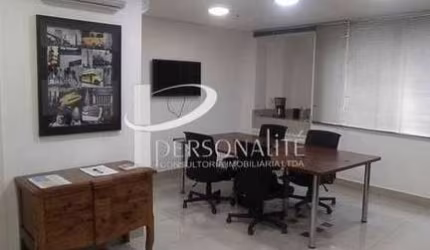 Sala Comercial com 31m², 02 banheiros, 01 vaga de garagem e totalmente mobiliada no Edifico Pozelli na Rua Apucarana -São Paulo .