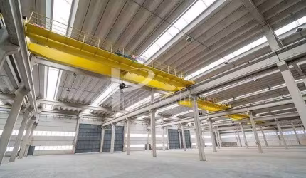 Galpão Alto Padrão 10.000 m2 Pé Direito 12 M Ponte 25 Ton. p/ Locação Vl. Alpina São Paulo Sp