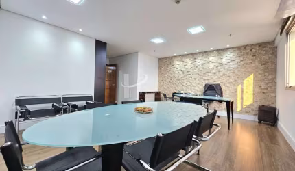Conjunto comercial, 151 m² , 3 banheiros, 4 vagas, para venda, Moema.