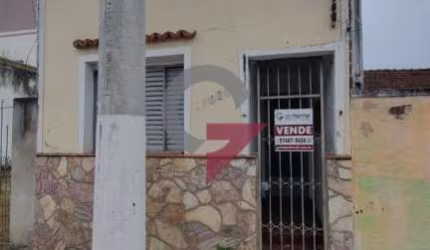 Casa com 2 quartos à venda no Jardim das Nações, Taubaté  por R$ 320.000