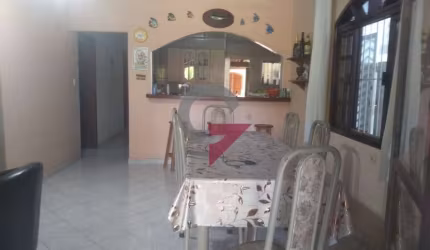 Casa com 3 quartos à venda na Estufa II, Ubatuba  por R$ 850.000