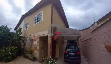 Casa com 4 quartos à venda em Itaguá, Ubatuba  por R$ 1.600.000