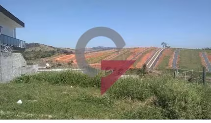 Terreno à venda no Jardim Marlene Miranda, Taubaté  por R$ 140.000