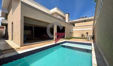 Casa em condomínio fechado com 3 quartos à venda no Jardim Baronesa, Taubaté  por R$ 1.595.000