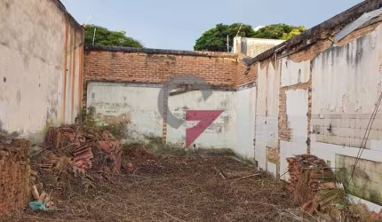 Terreno à venda no Centro, Taubaté  por R$ 510.000