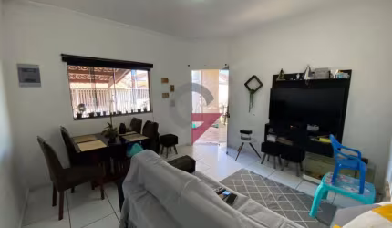 Casa em condomínio fechado com 2 quartos à venda no Parque Vera Cruz, Tremembé  por R$ 260.000