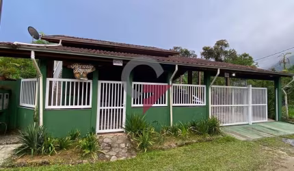 Casa com 5 quartos à venda na Praia do Estaleiro do Padre, Ubatuba  por R$ 1.600.000