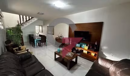 Casa com 3 quartos à venda na Chácara do Visconde, Taubaté  por R$ 532.000