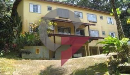 Casa com 10 quartos à venda na Enseada, Ubatuba  por R$ 2.000.000