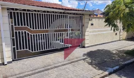 Casa com 2 quartos à venda no Parque São Cristóvão, Taubaté  por R$ 320.000