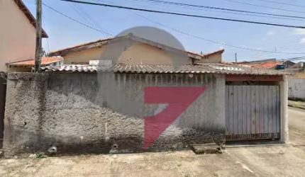 Casa com 3 quartos à venda no Terra Nova, Taubaté  por R$ 372.000