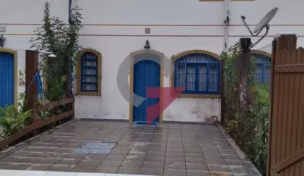 Casa em condomínio fechado com 2 quartos à venda no Lázaro (Praia Domingos Dias), Ubatuba  por R$ 360.000