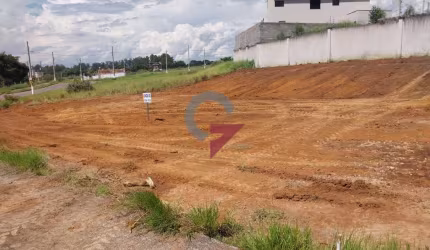 Terreno à venda no Vale dos Cristais, Taubaté  por R$ 240.000