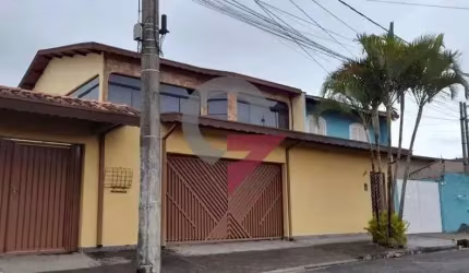Casa com 4 quartos à venda no Parque São Cristóvão, Taubaté  por R$ 820.000