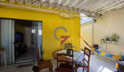 Casa com 2 quartos à venda na Chácaras Canaã, Tremembé  por R$ 180.000