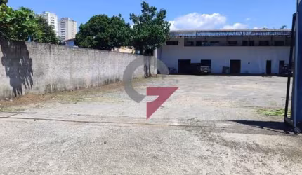 Barracão / Galpão / Depósito para alugar no Jardim Bela Vista, Taubaté  por R$ 6.000