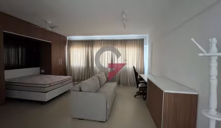 Loft com 1 quarto para alugar no Centro, Taubaté  por R$ 2.208