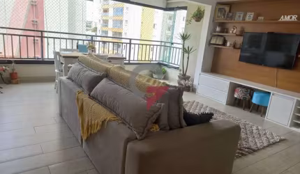 Apartamento com 3 quartos à venda no Centro, Taubaté  por R$ 850.000