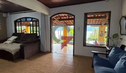Casa com 2 quartos à venda no Picinguaba, Ubatuba  por R$ 900.000