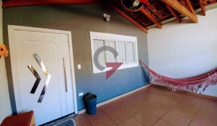 Casa com 2 quartos à venda no Jardim Hipica Pinheiro, Taubaté  por R$ 275.000