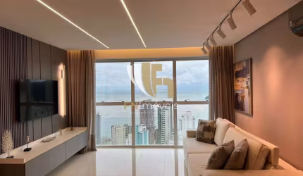 Apartamento com 2 quartos à venda no Centro, Balneário Camboriú  por R$ 4.000.000