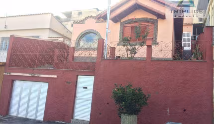 Casa reformada no Grajaú com 6 quartos. Pode ser utilizada como 3 casas.
