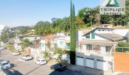 Apartamento 2 quartos com suíte, sala, varandas, cozinha integrada, área, garagem. Oportunidade!