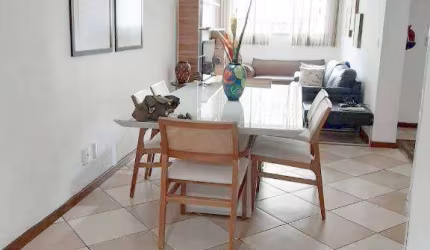 Casa triplex com 5 quartos, 2 suítes, área gourmet e quintal. Em local plano e na melhor localização do Alto dos Passos com tudo próximo!