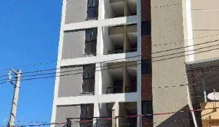 Cobertura duplex 1 quarto, 2 salas, 2 banheiros, varanda, terraço com churrasqueira, garagem, elevador. Local privilegiado no São Mateus.