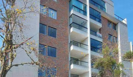 Cobertura 5 quartos, suíte, 2 salas, varanda, cozinha integrada, terraço com espaço gourmet, 3 vagas, elevador. Localização privilegiada! Oportunidade