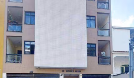 Apartamento 2 quartos, com varanda, área interna, vaga numerada, 1° andar. Excelente localização no bairro Encosta do Sol. Oportunidade!