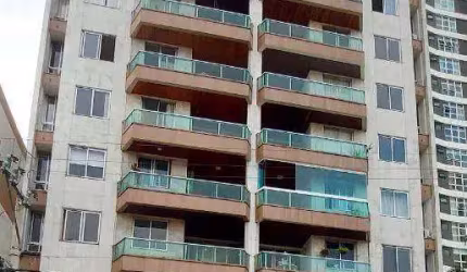 Apartamento 3 quartos com suíte, ampla sala em L, cozinha planejada, ampla área de serviço, elevadores, vaga livre numerada. Localização privilegiada!