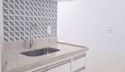 Apartamento 2 quartos com garagem, reformado em localização privilegiada no centro de Juiz de Fora.