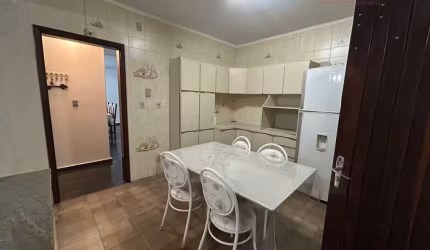 Excelente sobrado Bairro Jardim