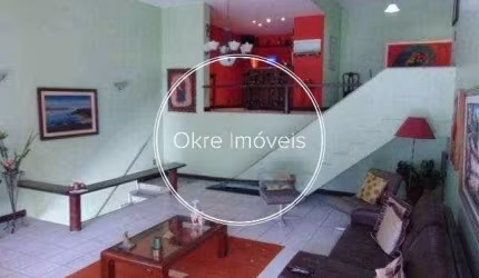 Casa em condomínio fechado com 4 quartos à venda na Rua Casuarina, Humaitá, Rio de Janeiro, 430 m2 por R$ 2.700.000