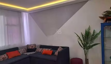 Apartamento de 2quartos,  sendo 2 suítes, 1 vaga. Próximo ao Polo gastronomico do Jardim Icaraí.