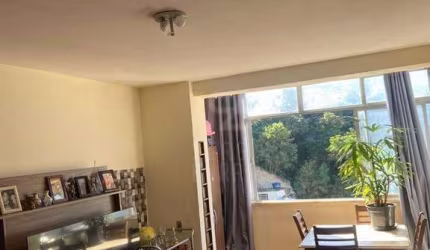 Sala quarto com vaga sol da manha